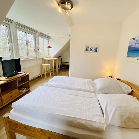 Meersalz, Ca 100 M Zum Strand Rostock Esterno foto